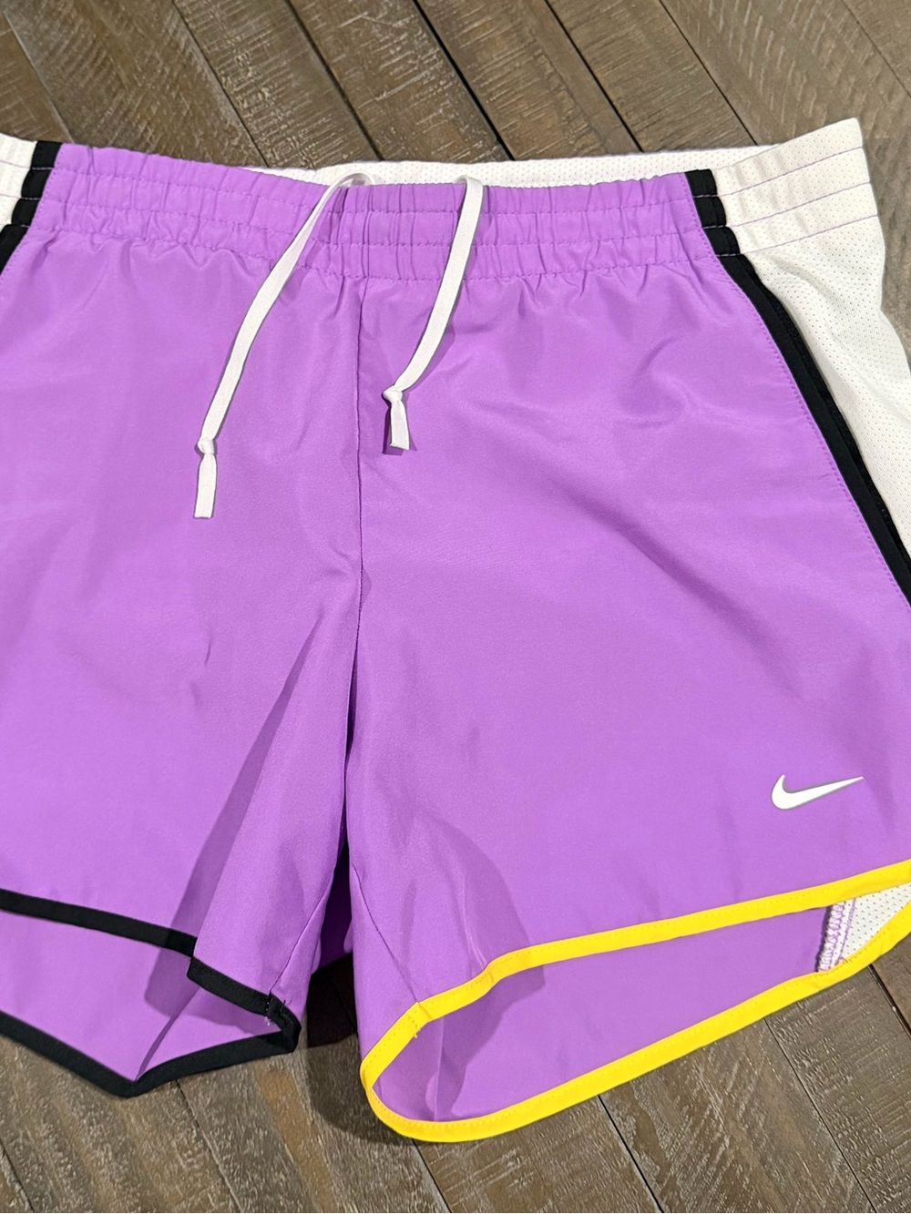 Nike Dri-FIT Running Shorts Purple Colourblock – Women’s XS
